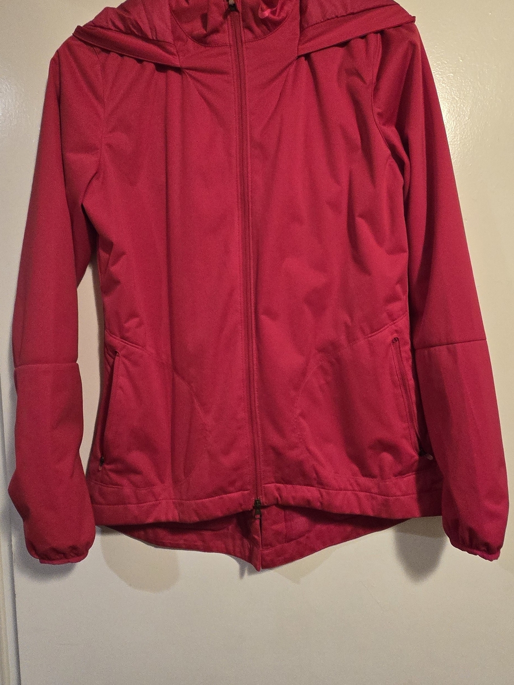 Nike Women's Hooded Golf Jacket - Hot Pink